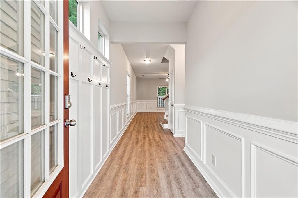 3 bedroom, 3 bathroom, 2,076 sq ft townhouse for rent at 1336 Brookmere Way, Cumming, GA 30040 for $2,350 a month — photo 2