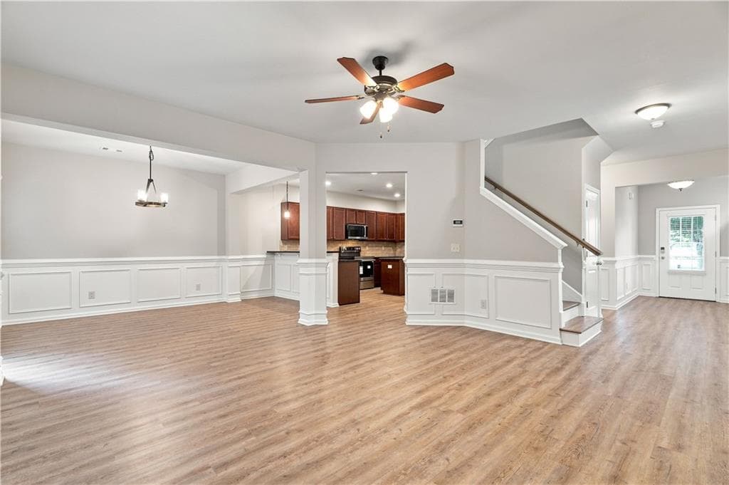3 bedroom, 3 bathroom, 2,076 sq ft townhouse for rent at 1336 Brookmere Way, Cumming, GA 30040 for $2,350 a month — photo 3