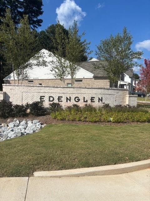 4 bedroom, 4 bathroom, 2,436 sq ft single family residence under contract at 3127 Wild Clary (Lot 46) Court, Buford, GA 30519 — photo 2