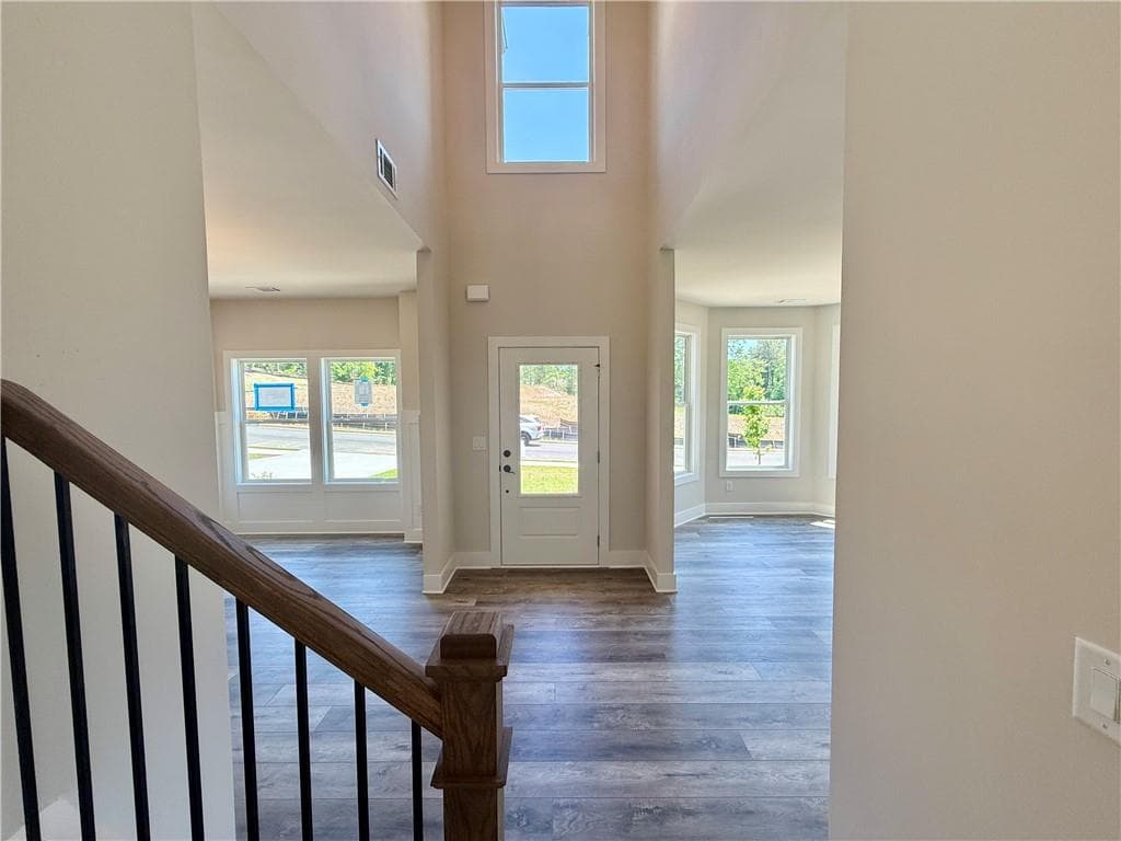 5 bedroom, 3 bathroom, 3,130 sq ft single family residence for sale at 4250 Shirebrook Trail, Hoschton, GA 30548 — photo 4