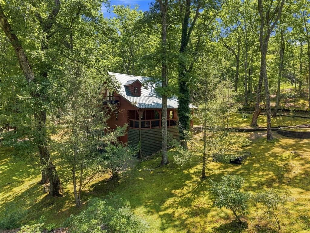 4 bedroom, 3 bathroom, 2,192 sq ft single family residence for sale at 126 Kelso Road, Jasper, GA 30143