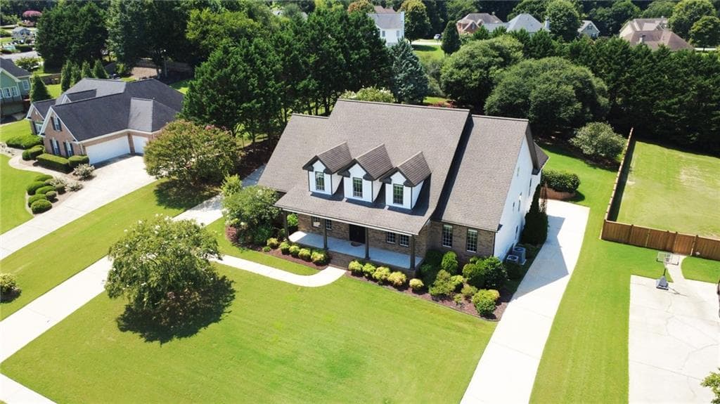 4 bedroom, 4 bathroom, 4,538 sq ft single family residence for sale at 1232 Reece Drive, Hoschton, GA 30548 — photo 2