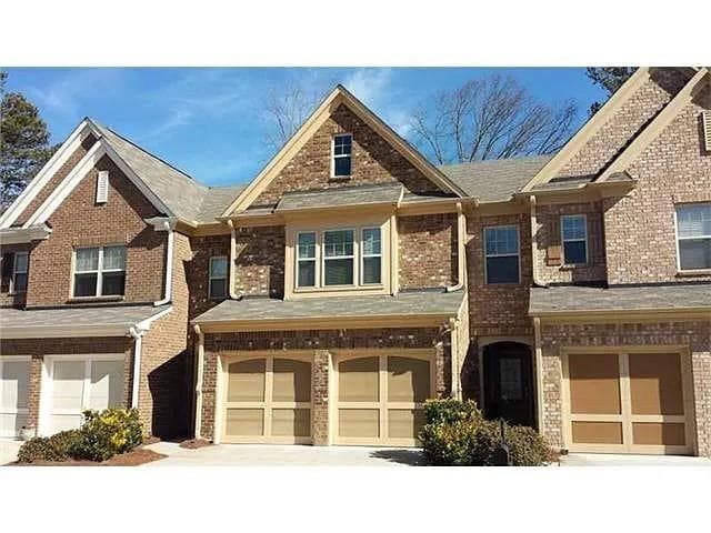 3 bedroom, 3 bathroom, 1,748 sq ft townhouse for rent at 1575 Faircrest Lane, Alpharetta, GA 30004 for $2,500 a month