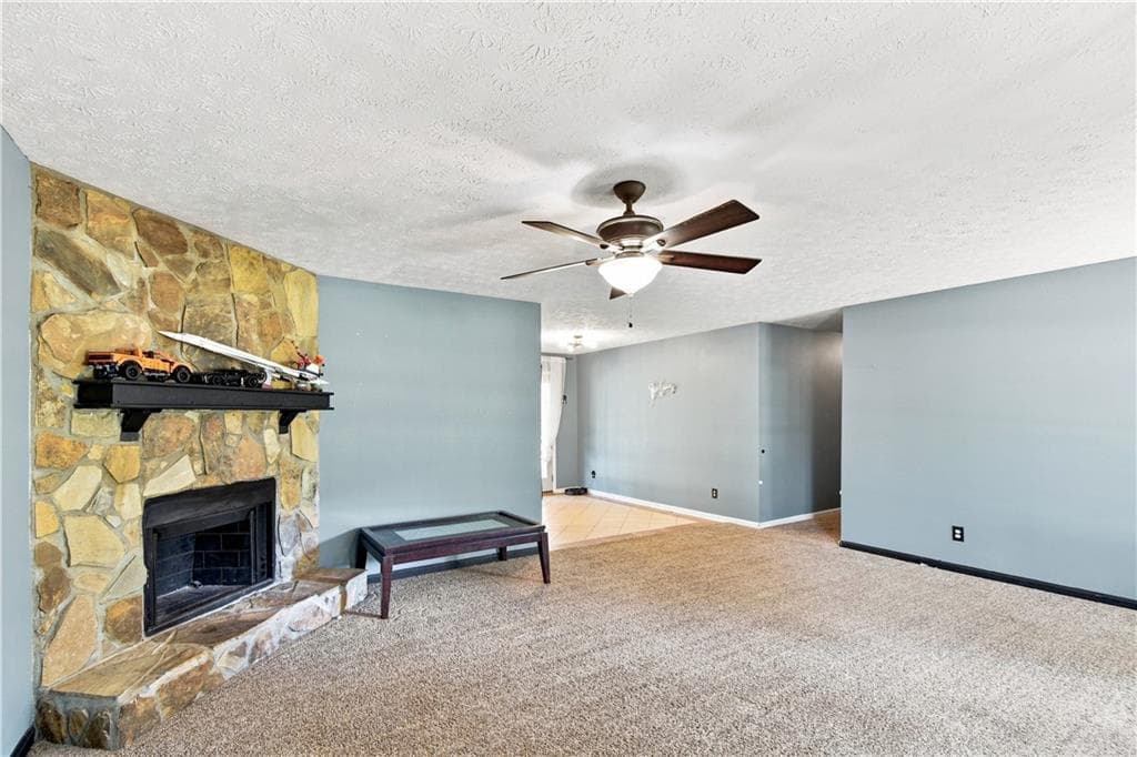 3 bedroom, 2 bathroom, 1,409 sq ft single family residence for sale at 105 Gwenellen Drive, Locust Grove, GA 30248 — photo 8