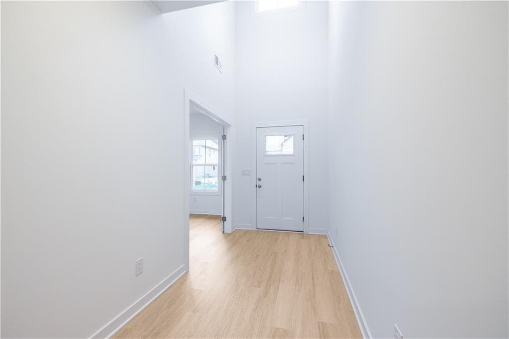 5 bedroom, 4 bathroom, 2,755 sq ft single family residence for sale at 969 Brookmere Court, Atlanta, GA 30349 — photo 4