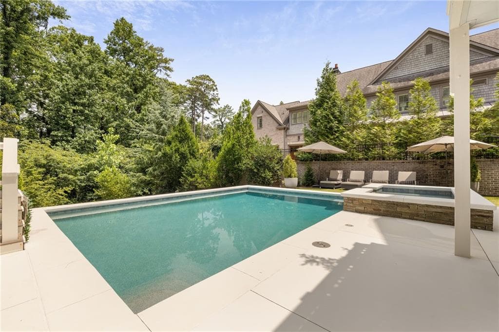 7 bedroom, 8 bathroom, 7,500 sq ft single family residence under contract at 4667 Dudley Lane, Atlanta, GA 30327 — photo 7