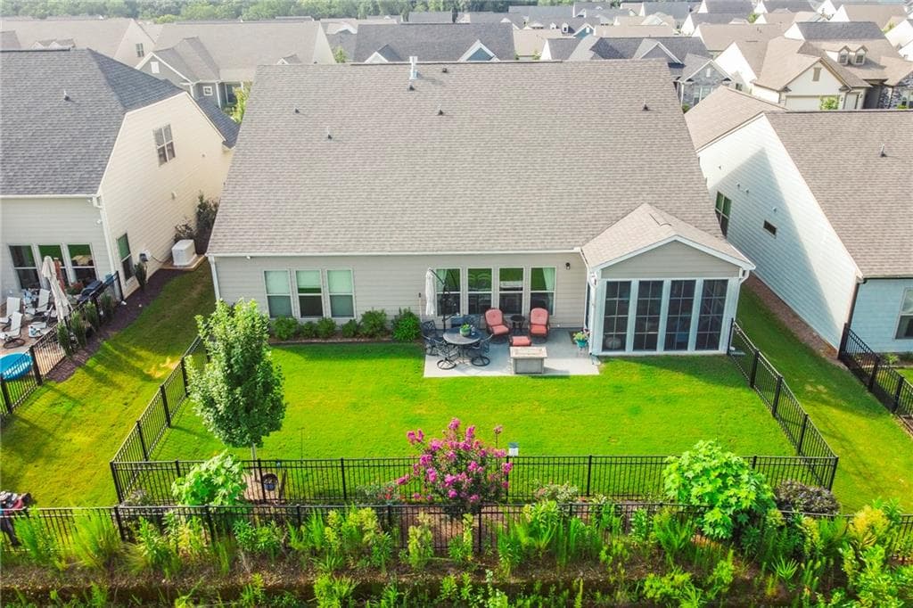 3 bedroom, 4 bathroom, 3,800 sq ft single family residence for sale at 5704 Miravista Way, Hoschton, GA 30548 — photo 7