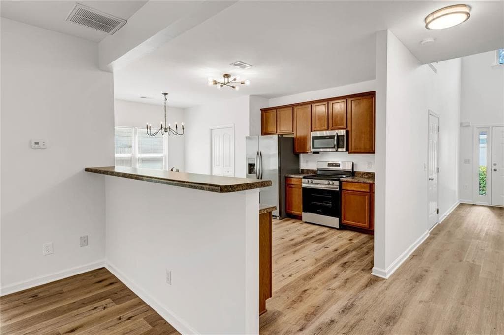 3 bedroom, 3 bathroom, 2,119 sq ft single family residence for rent at 315 Alcovy Way, Woodstock, GA 30188 for $2,350 a month — photo 5