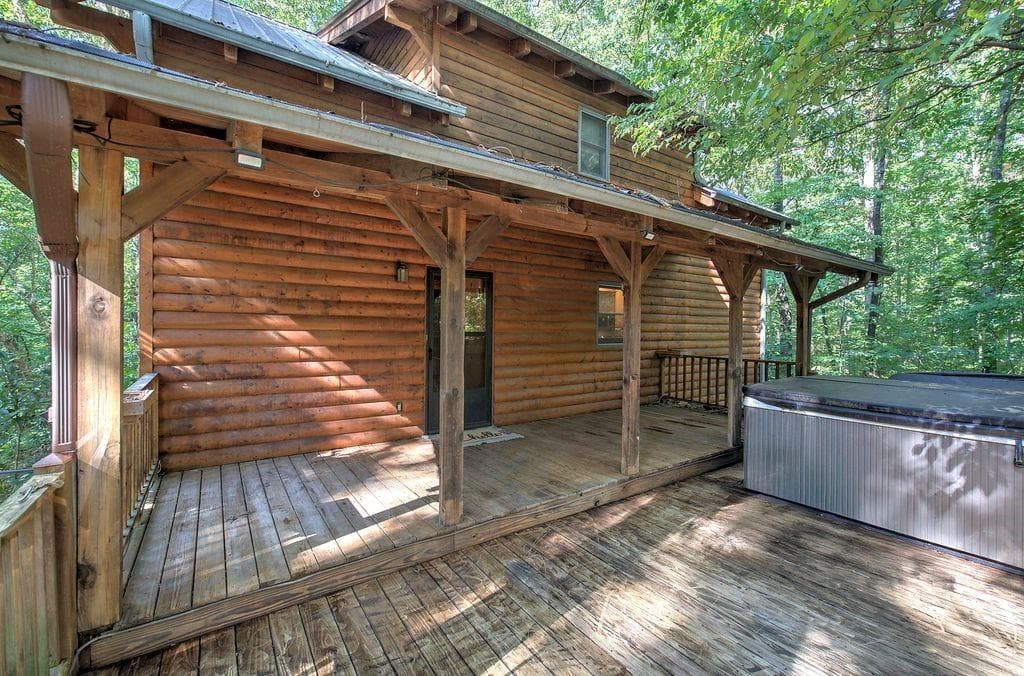 3 bedroom, 2 bathroom, 1,944 sq ft single family residence for sale at 6354 Ga-20, White, GA 30184 — photo 3