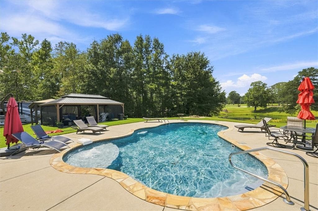 4 bedroom, 5 bathroom, 4,928 sq ft single family residence for sale at 1144 Pine Shadows Drive, Dallas, GA 30157 — photo 3
