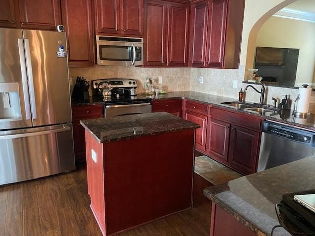 5 bedroom, 5 bathroom, 3,684 sq ft single family residence for sale at 9123 Overlook Drive, Jonesboro, GA 30238 — photo 4