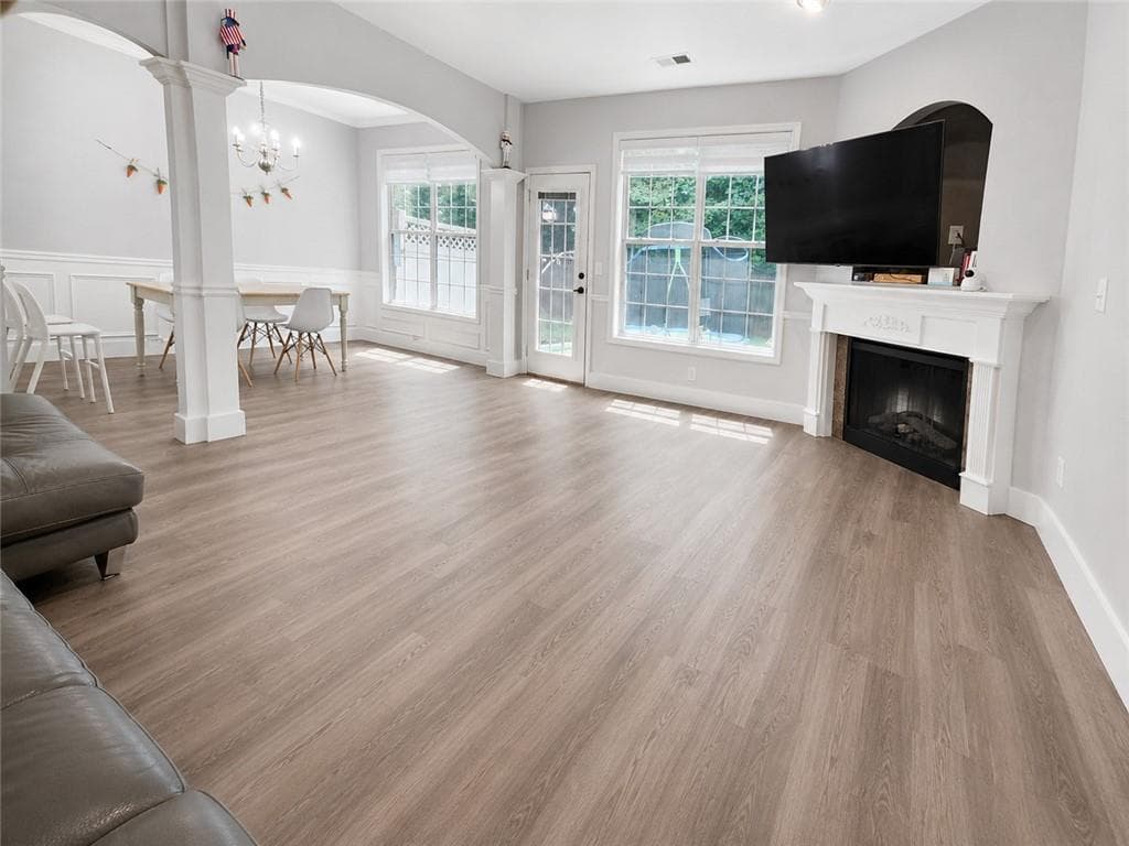 3 bedroom, 3 bathroom, 1,940 sq ft townhouse under contract at 546 Woodland Park Terrace, Lawrenceville, GA 30043 — photo 3