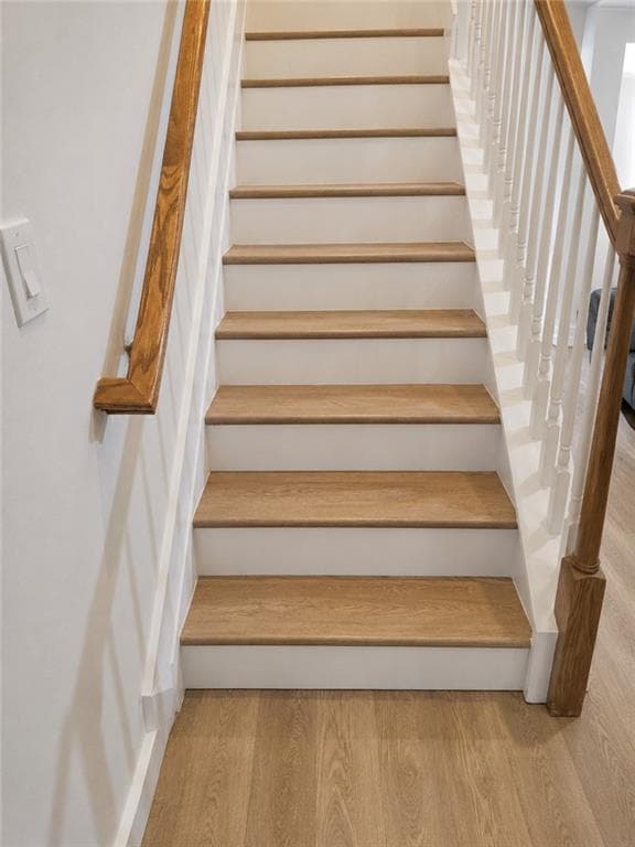 3 bedroom, 3 bathroom, 1,940 sq ft townhouse under contract at 546 Woodland Park Terrace, Lawrenceville, GA 30043 — photo 9
