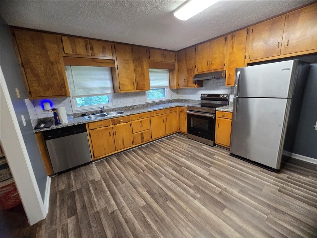 3 bedroom, 3 bathroom, 1,278 sq ft single family residence for rent at 3350 Scott Drive, Austell, GA 30106 for $1,900 a month — photo 8