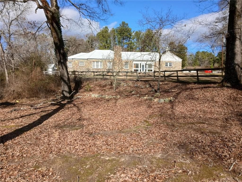 4 bedroom, 2 bathroom, 3,165 sq ft single family residence for sale at 650 Kingston Highway, Kingston, GA 30145 — photo 4