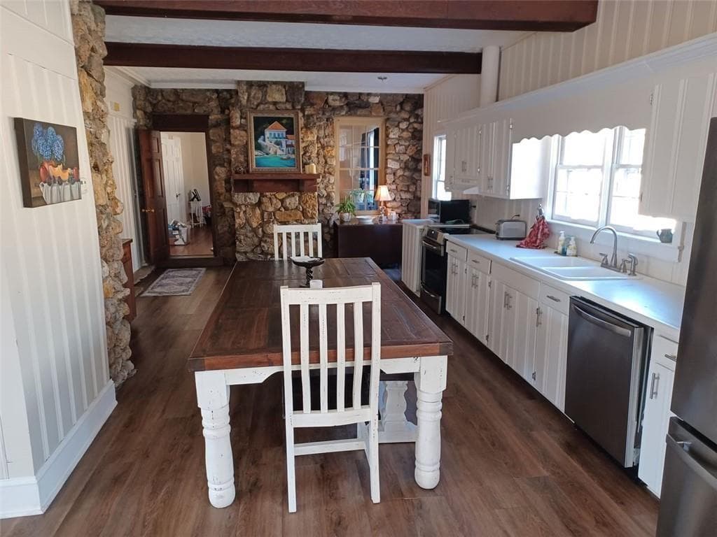 4 bedroom, 2 bathroom, 3,165 sq ft single family residence for sale at 650 Kingston Highway, Kingston, GA 30145 — photo 8