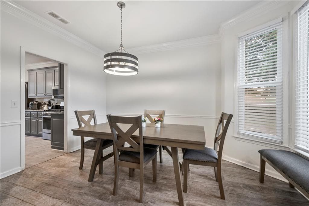 4 bedroom, 3 bathroom, 2,707 sq ft single family residence under contract at 4186 Stillwater Point, Ellenwood, GA 30294 — photo 5