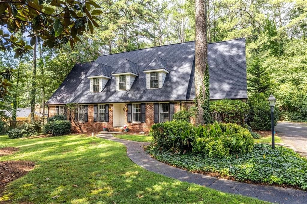 5 bedroom, 3 bathroom, 3,518 sq ft single family residence for sale at 2267 Oxbow Circle, Smoke Rise, GA 30087