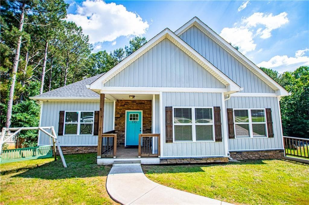 4 bedroom, 2 bathroom, 2,121 sq ft single family residence for sale at 133 Pebblebrook Way, Temple, GA 30179 — photo 3