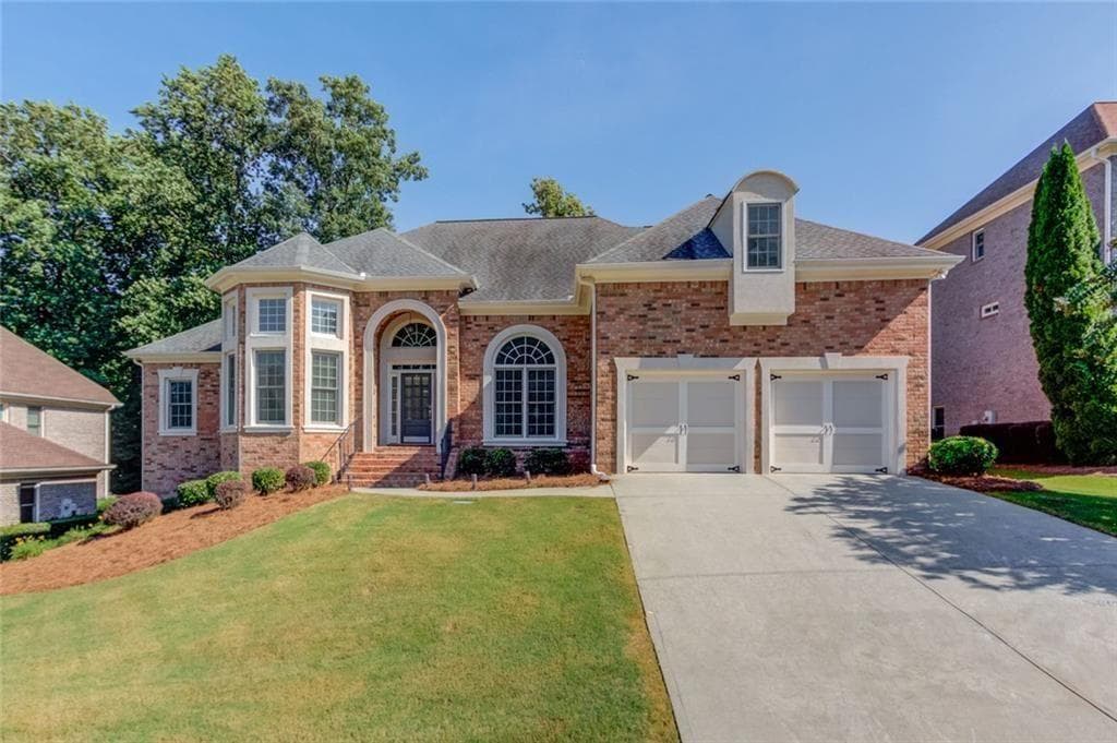 2640 Ivy Brook Lane