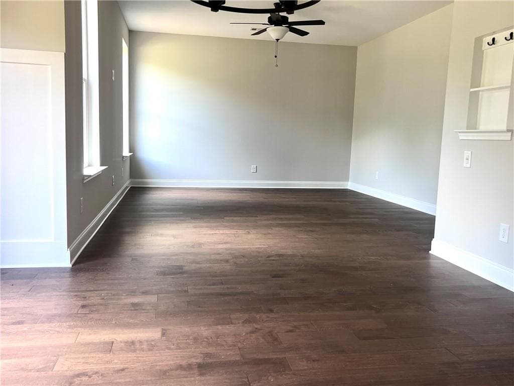 5 bedroom, 3 bathroom, 2,502 sq ft single family residence for rent at 4385 Easter Lily Avenue, Buford, GA 30519 for $2,950 a month — photo 6