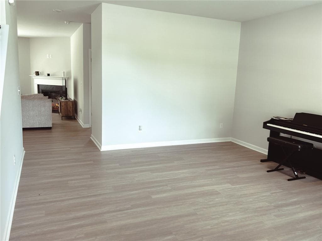 5 bedroom, 3 bathroom, 2,677 sq ft single family residence for rent at 109 Cedar Wood Trace, Winder, GA 30680 for $2,600 a month — photo 2