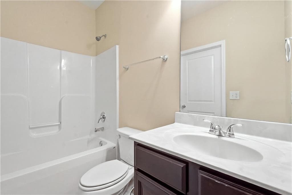4 bedroom, 4 bathroom, 2,288 sq ft townhouse for rent at 2270 Tenor Lane, Alpharetta, GA 30009 for $3,100 a month — photo 6