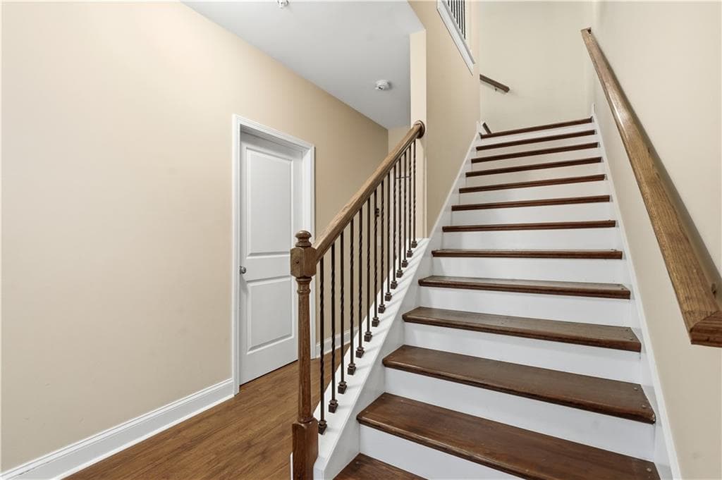 4 bedroom, 4 bathroom, 2,288 sq ft townhouse for rent at 2270 Tenor Lane, Alpharetta, GA 30009 for $3,100 a month — photo 7