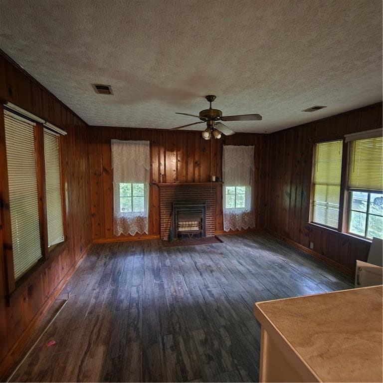 2 bedroom, 2 bathroom, 1,730 sq ft single family residence under contract at 5300 Flakes Mill Road, Ellenwood, GA 30294 — photo 5