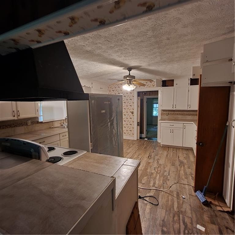 2 bedroom, 2 bathroom, 1,730 sq ft single family residence under contract at 5300 Flakes Mill Road, Ellenwood, GA 30294 — photo 6