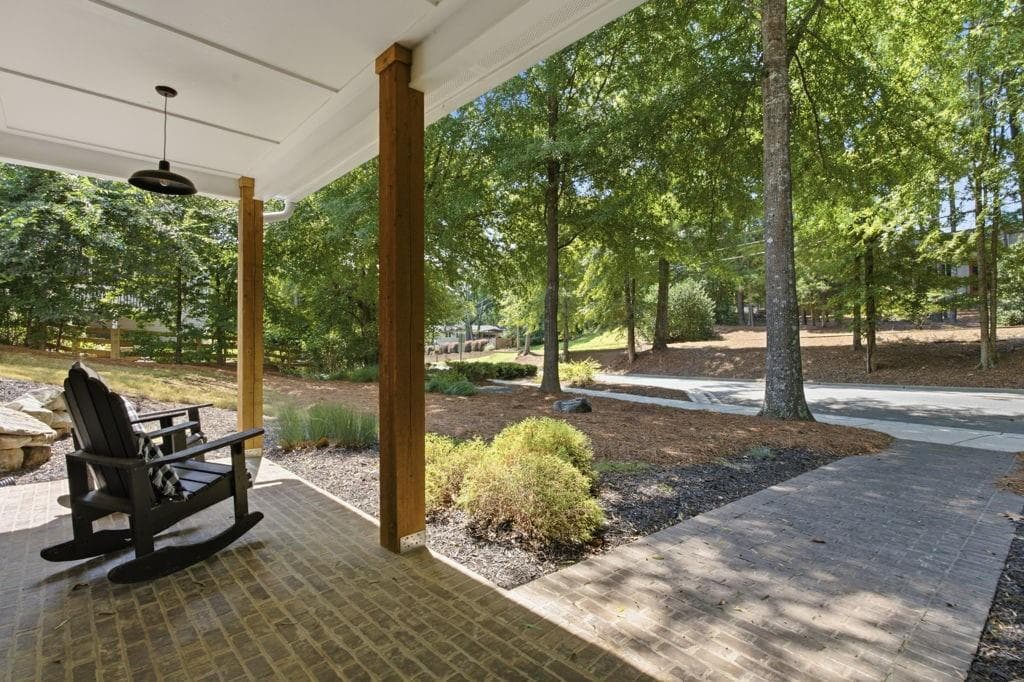 3 bedroom, 3 bathroom, 3,125 sq ft single family residence for sale at 240 Rope Mill Road, Woodstock, GA 30188 — photo 3