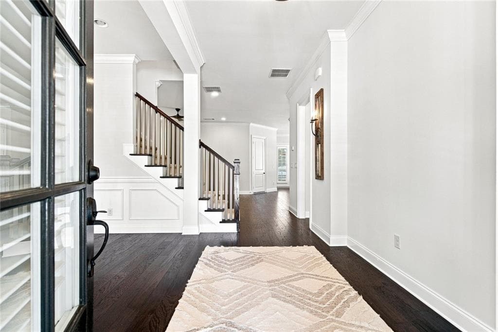 4 bedroom, 3 bathroom, 2,660 sq ft townhouse for sale at 2117 Mcfarlin Lane, Milton, GA 30004 — photo 4