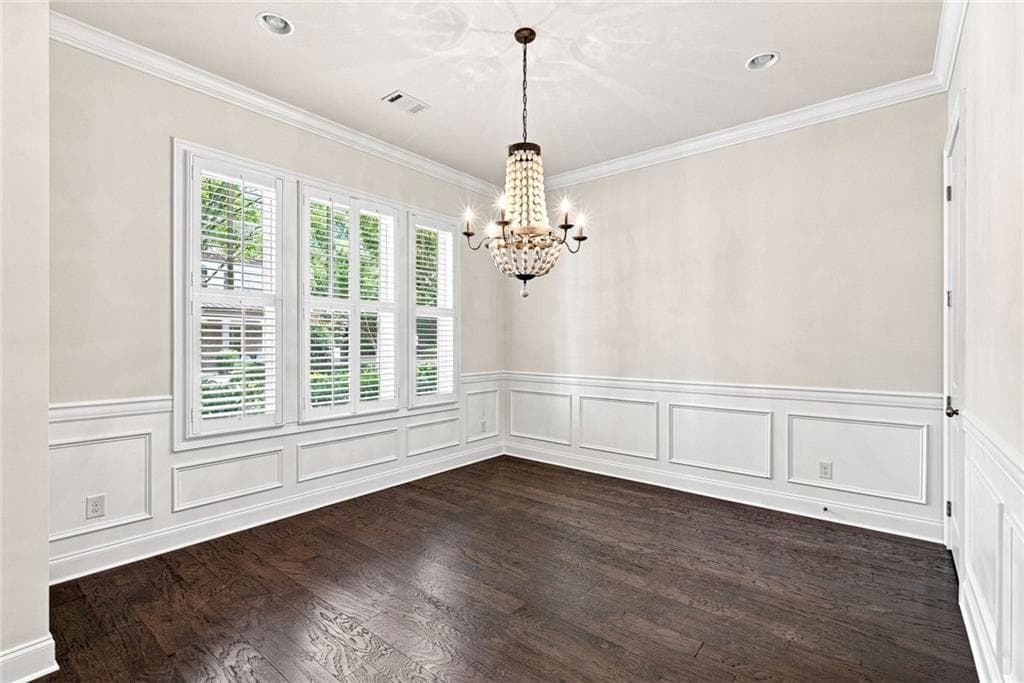 4 bedroom, 3 bathroom, 2,660 sq ft townhouse for sale at 2117 Mcfarlin Lane, Milton, GA 30004 — photo 5