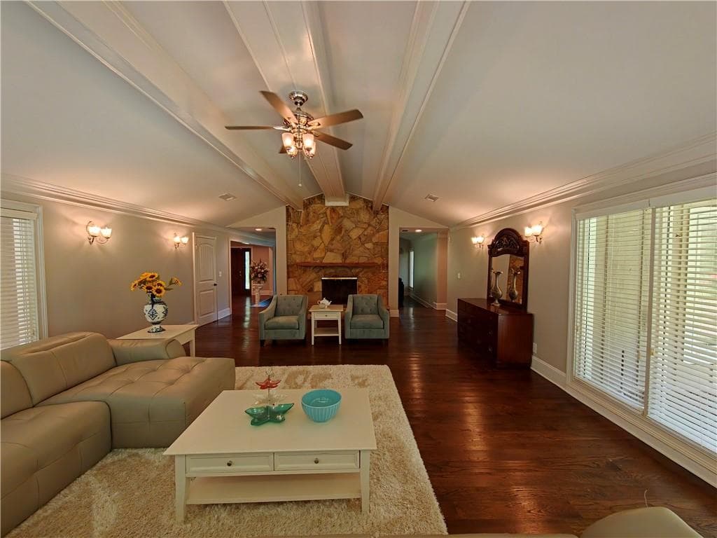 4 bedroom, 5 bathroom, 4,192 sq ft single family residence for sale at 250 Cagle Road, Roswell, GA 30075 — photo 8