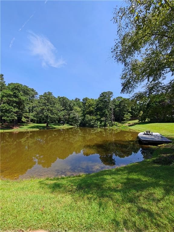 4 bedroom, 5 bathroom, 4,192 sq ft single family residence for sale at 250 Cagle Road, Roswell, GA 30075 — photo 2