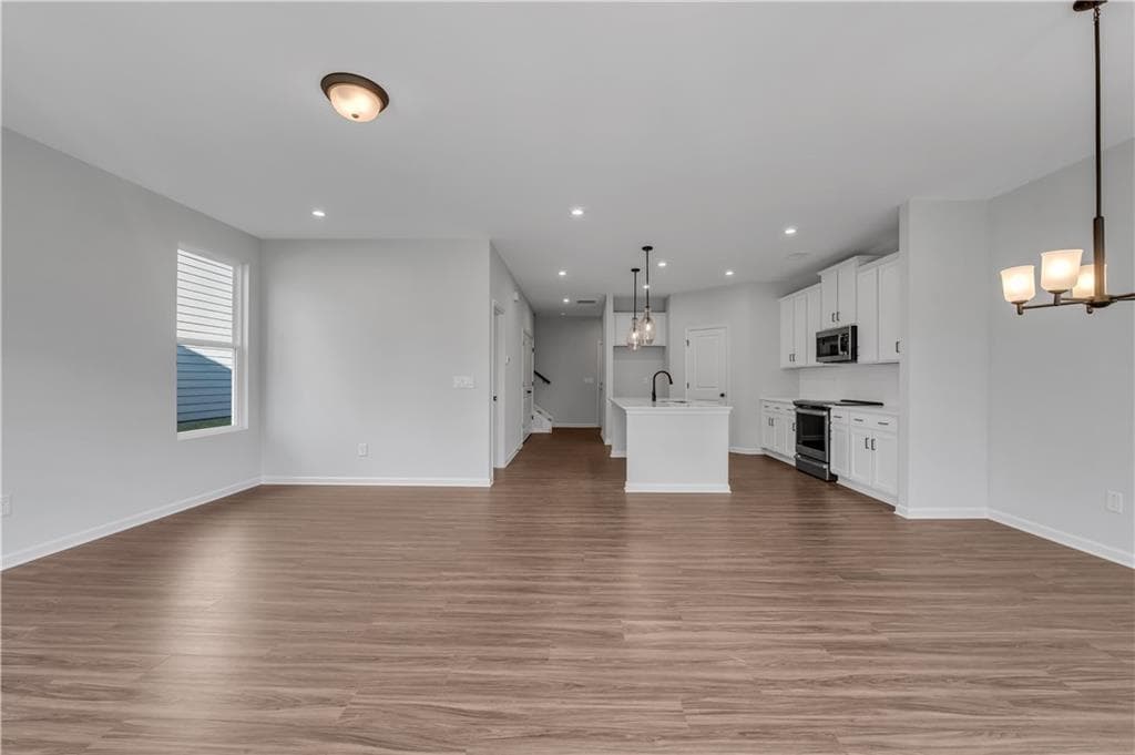 3 bedroom, 3 bathroom, 1,924 sq ft single family residence for rent at 3025 Cambridge Mill Mill, Acworth, GA 30102 for $2,499 a month — photo 1 of 32
