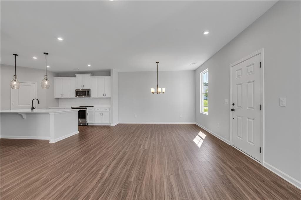 3 bedroom, 3 bathroom, 1,924 sq ft single family residence for rent at 3025 Cambridge Mill Mill, Acworth, GA 30102 for $2,499 a month — photo 6