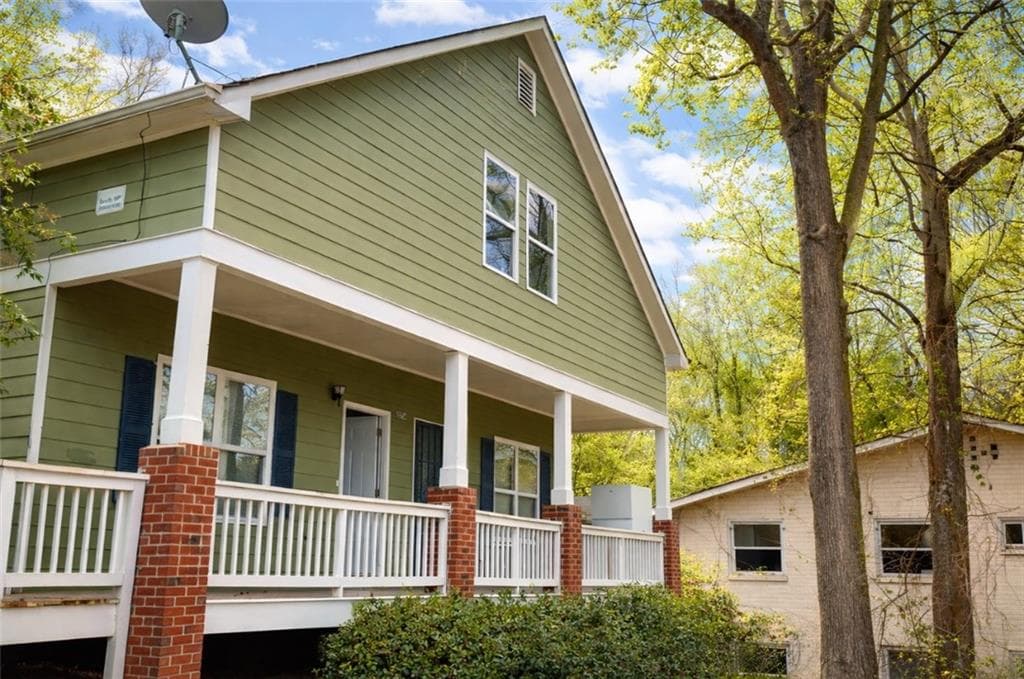 8 bedroom, 6 bathroom, 3,000 sq ft single family residence under contract at 2054 Joseph E Boone Boulevard, Atlanta, GA 30314