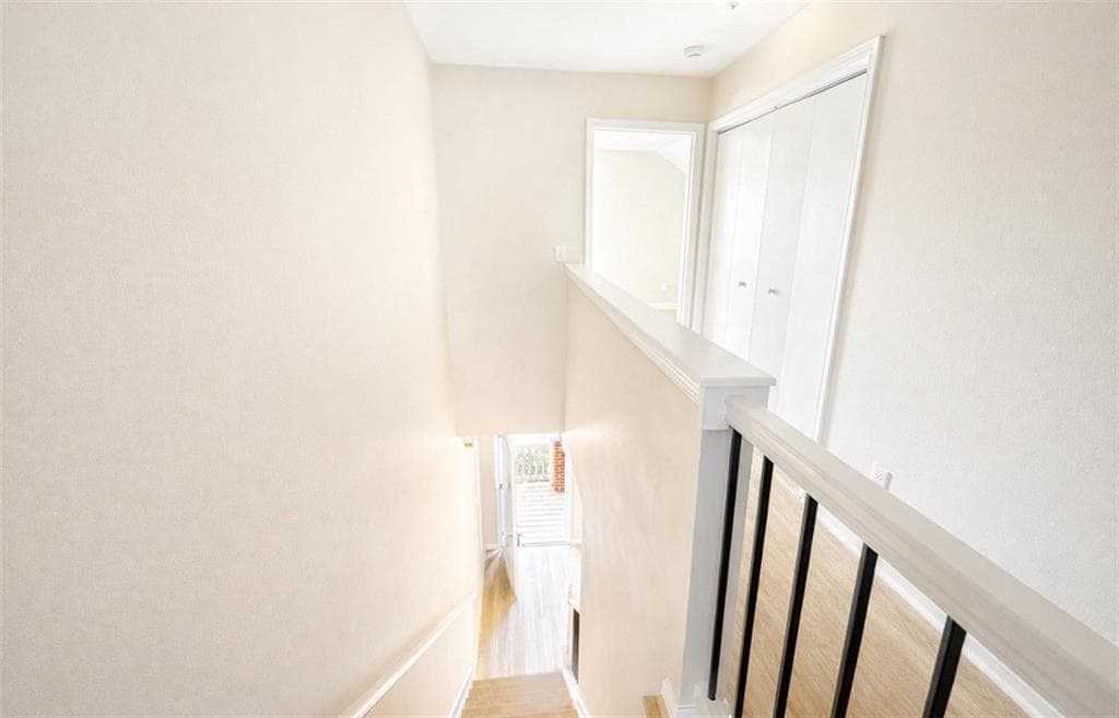 8 bedroom, 6 bathroom, 3,000 sq ft single family residence under contract at 2054 Joseph E Boone Boulevard, Atlanta, GA 30314 — photo 10