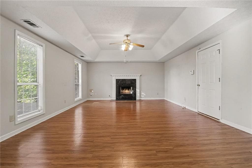 4 bedroom, 3 bathroom, 3,294 sq ft single family residence for sale at 2042 Fox Hound Way, Lawrenceville, GA 30043 — photo 5