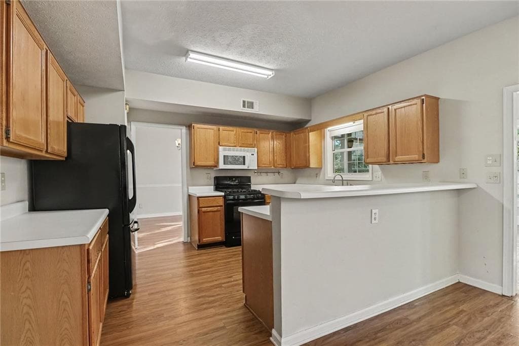 4 bedroom, 3 bathroom, 3,294 sq ft single family residence for sale at 2042 Fox Hound Way, Lawrenceville, GA 30043 — photo 9