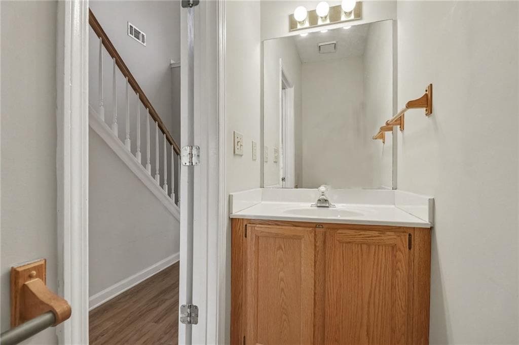 4 bedroom, 3 bathroom, 3,294 sq ft single family residence for sale at 2042 Fox Hound Way, Lawrenceville, GA 30043 — photo 10