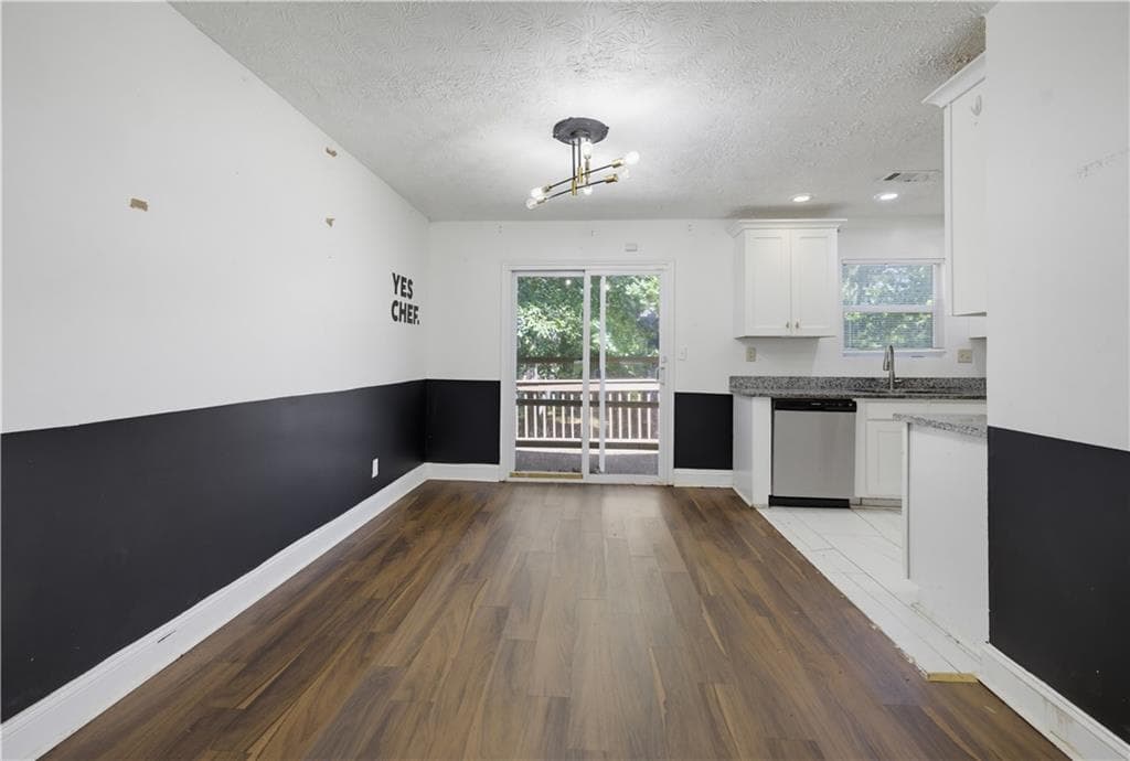 4 bedroom, 2 bathroom, 1,630 sq ft single family residence for sale at 3328 Clevemont Way, Ellenwood, GA 30294 — photo 8