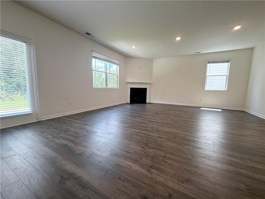 4 bedroom, 3 bathroom, 2,274 sq ft single family residence for rent at 174 woodbrook trl, Newnan, GA 30265 for $2,400 a month — photo 7