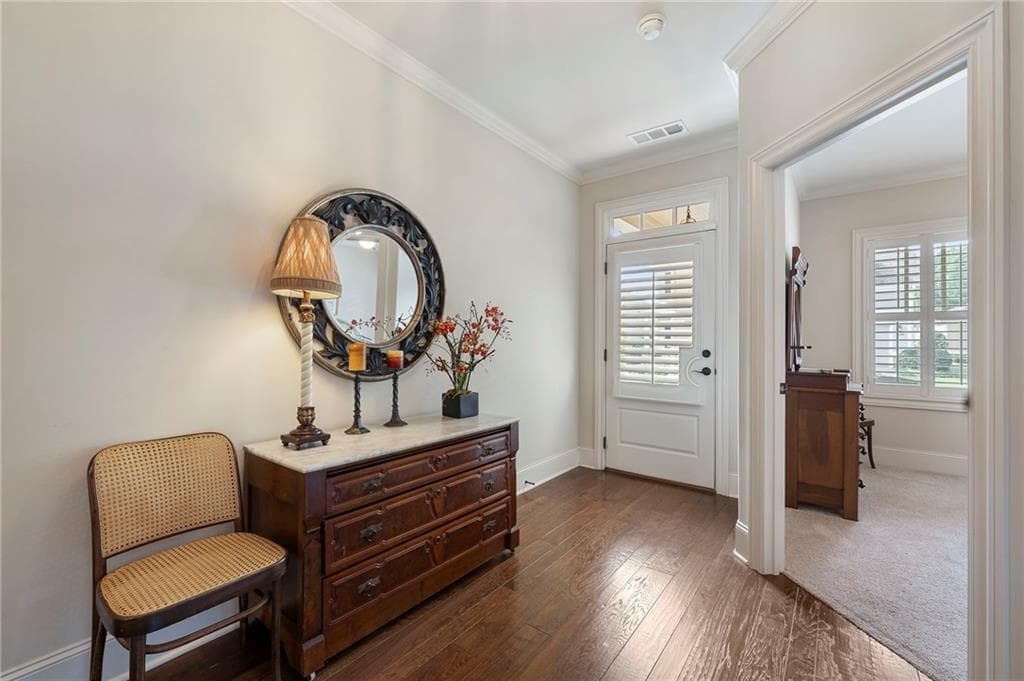 3 bedroom, 2 bathroom, 2,048 sq ft single family residence for sale at 119 Clover Way, Woodstock, GA 30188 — photo 4