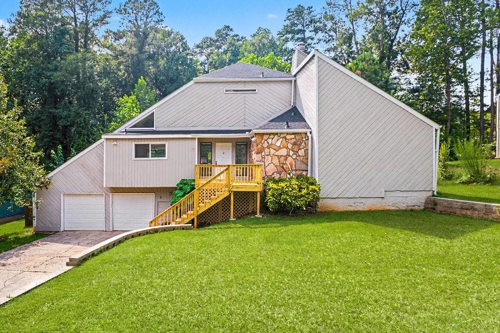 4 bedroom, 3 bathroom, 2,894 sq ft single family residence for sale at 2186 Cedar Forks Drive, Marietta, GA 30062
