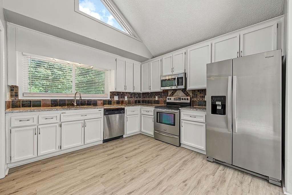 4 bedroom, 3 bathroom, 2,894 sq ft single family residence for sale at 2186 Cedar Forks Drive, Marietta, GA 30062 — photo 7