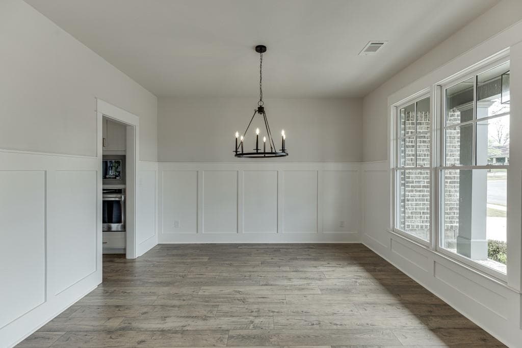 6 bedroom, 5 bathroom, 4,703 sq ft single family residence for sale at 245 Smokey Road, Buford, GA 30518 — photo 8