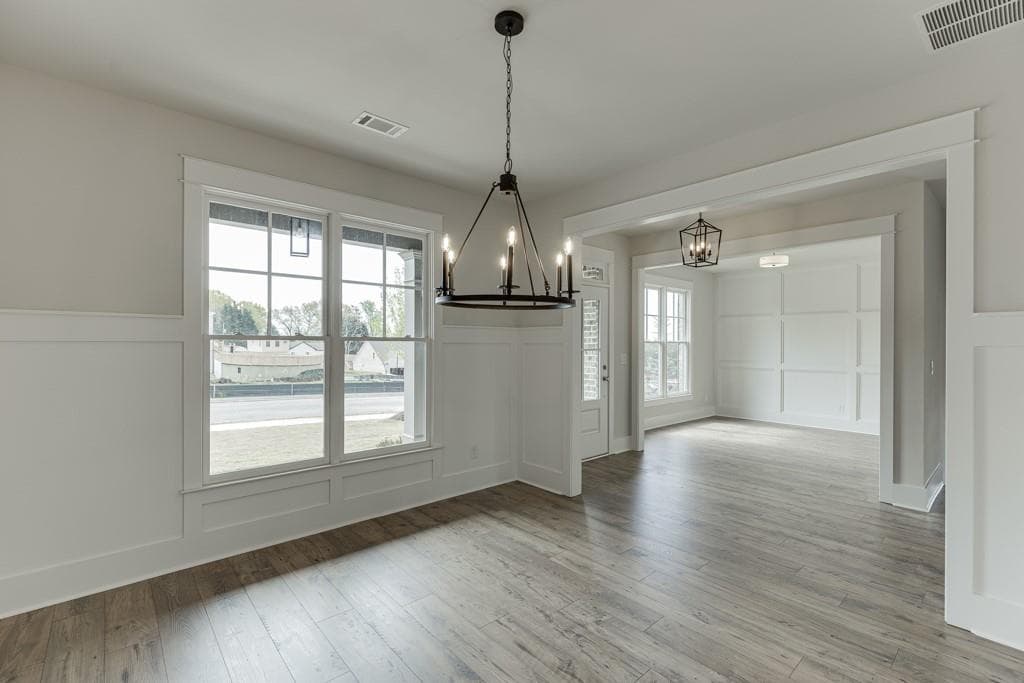 6 bedroom, 5 bathroom, 4,703 sq ft single family residence for sale at 245 Smokey Road, Buford, GA 30518 — photo 10