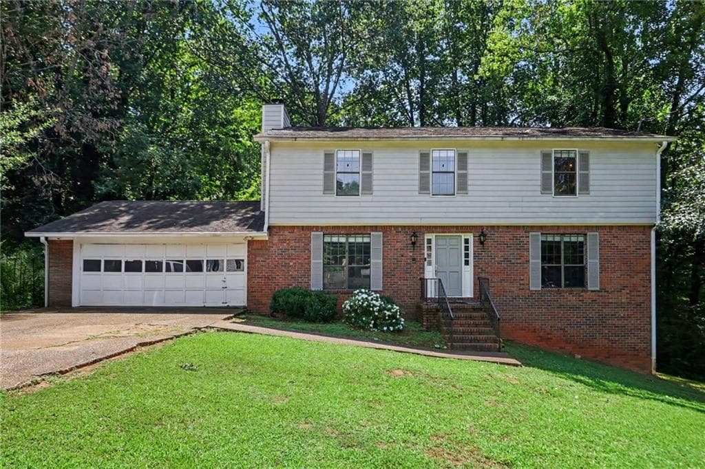 5 bedroom, 4 bathroom, 3,696 sq ft single family residence under contract at 6720 Fairway Ridge Drive, Douglasville, GA 30134
